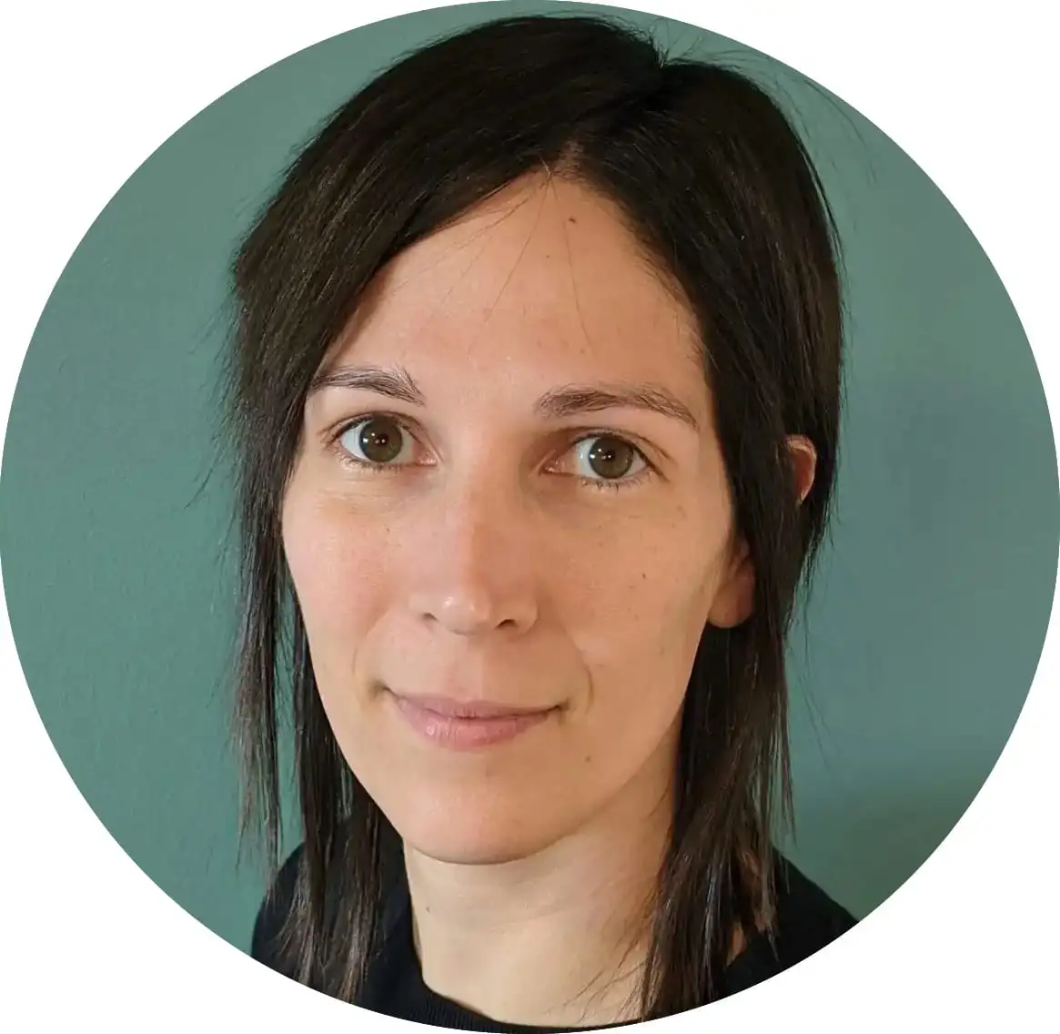 A person with straight, dark brown hair and light skin, wearing a black top, looks at the camera with a neutral expression. Set against a solid teal background and framed in a circle, this image could represent a team member at a Linksquares alternative.